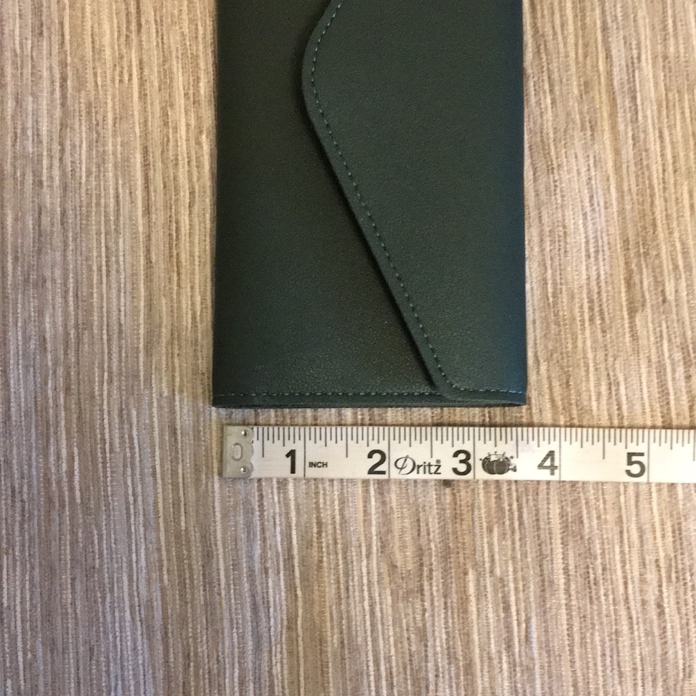 Ladies wallet. - Picture 2 of 5